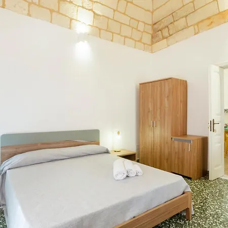 Bed & Breakfast Civico 22 Cannole
